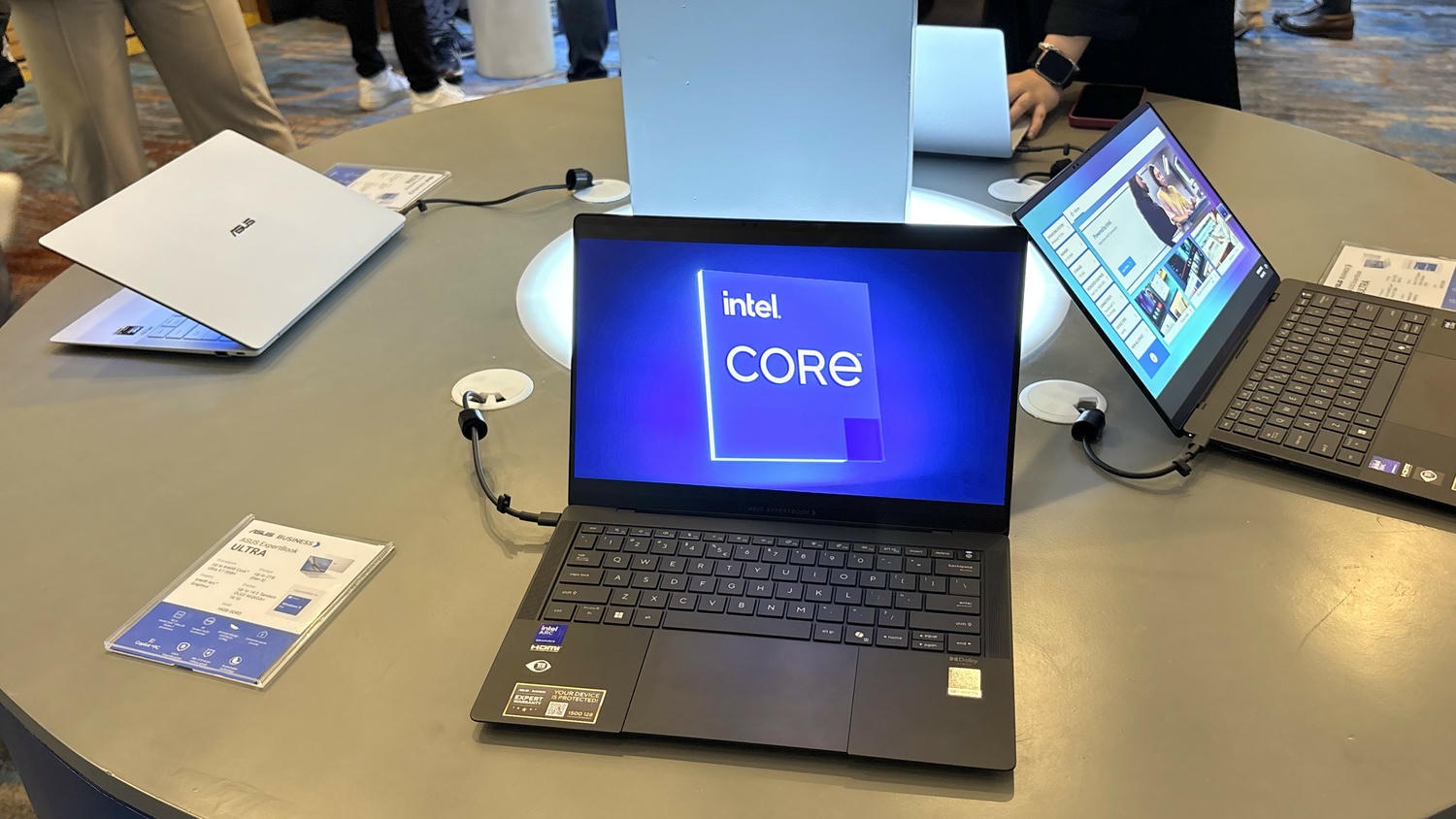 laptop asus Intel® Core™ Ultra X9-388H